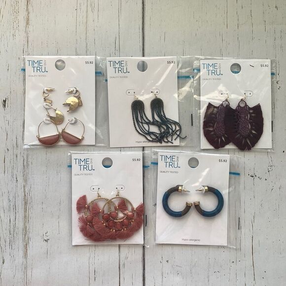 Nwt- Time and Tru Hypo-Allergenic Bundle of Statement Earrings Gold/Fall Colors - Picture 1 of 6